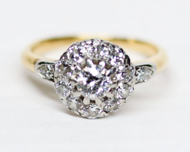 Bague 46 Bague Art Déco Marguerite Or Diamants 58 Facettes A11481