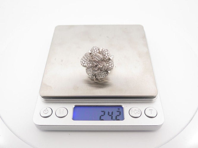 Bague 55 bague CHANEL camelia en or blanc 228 diamants 3.4ct 58 Facettes 263702