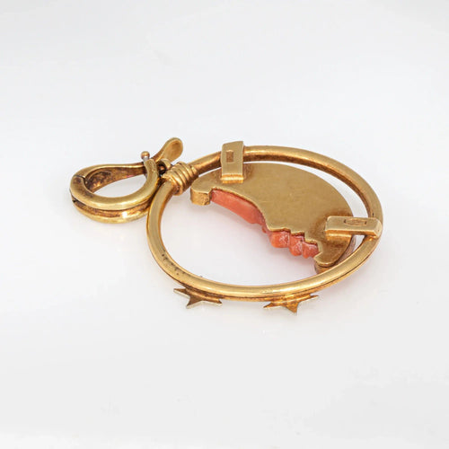 Pendentif Pendentif en corail sculpté Homme dans la lune Croissant d'étoile Or 18 carats Bijoux célestes 58 Facettes G13736