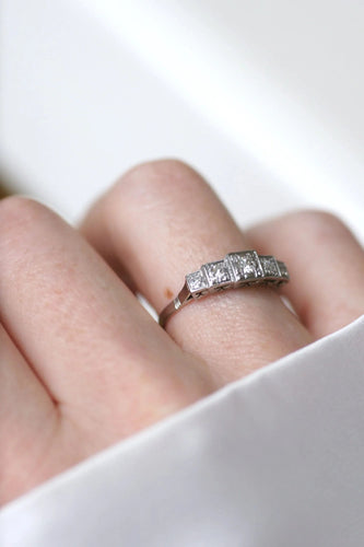 Bague 56 Bague Jarretière Art Déco Diamants 58 Facettes