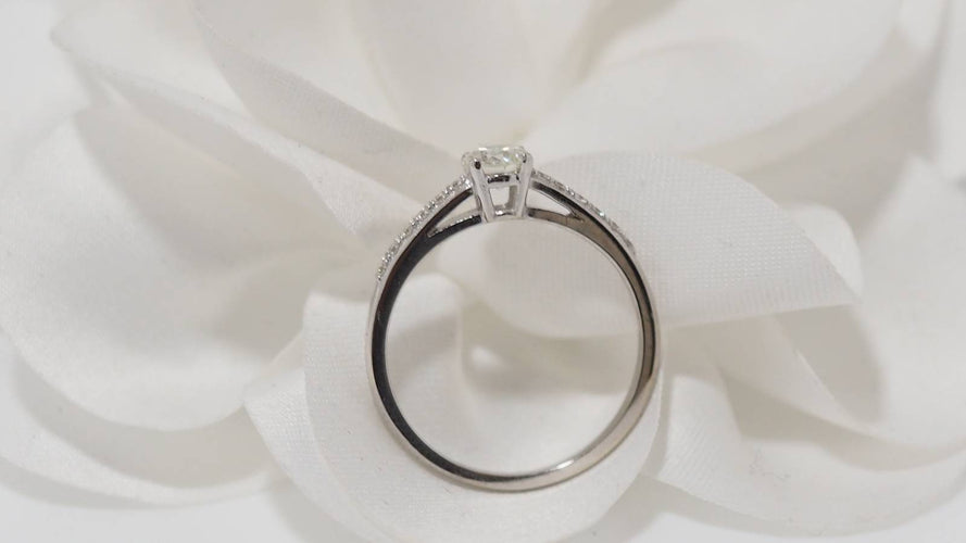 Bague 53 Bague Solitaire or blanc et diamant 0.41ct 58 Facettes 30920