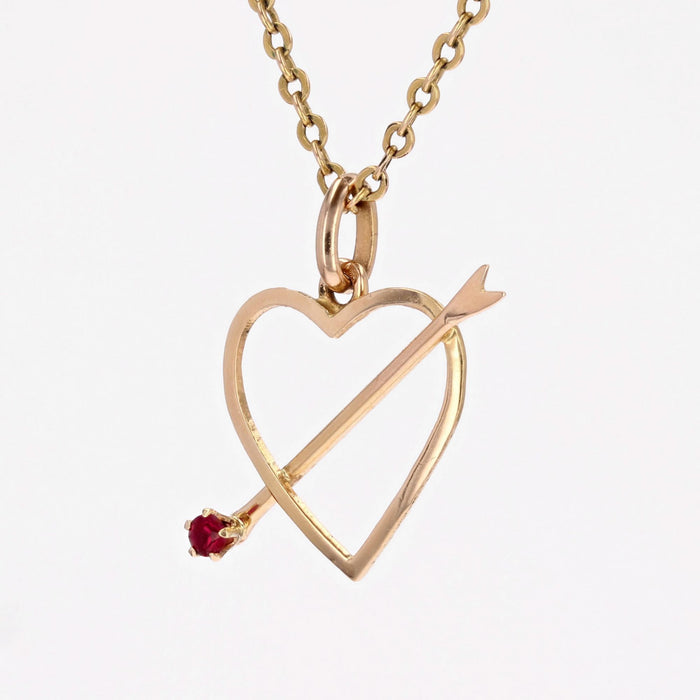 Arrowed heart pendant