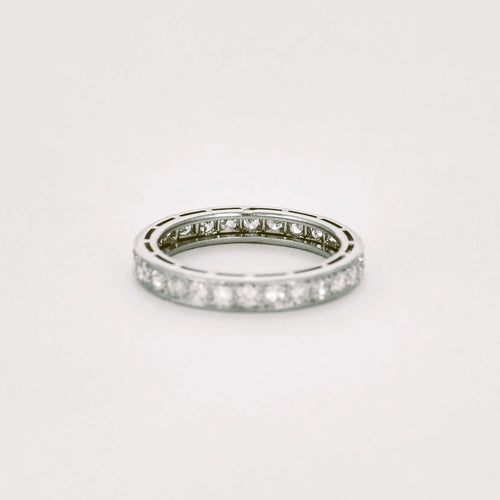 Bague Alliance Tour Complet Platine et Diamants 58 Facettes A11206