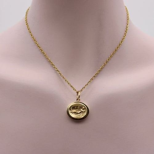 Pendentif Médaillon Aphrodite Signature en or 14 carats de style classique 58 Facettes