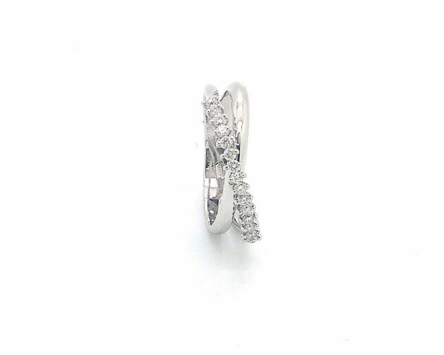 Bague Bague en or blanc et diamants 58 Facettes