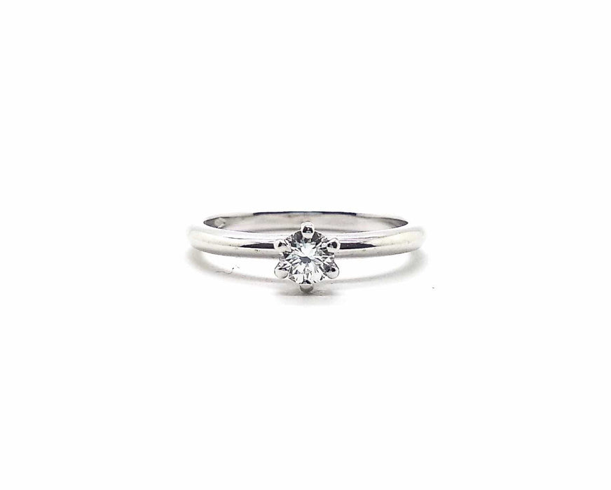 solitary ring in white gold