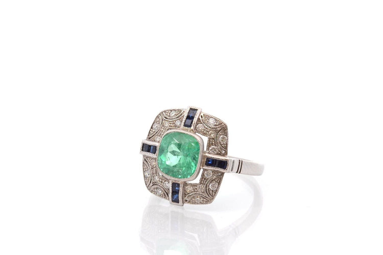 Bague 55 Bague art déco émeraude, diamants et saphirs 58 Facettes 27176