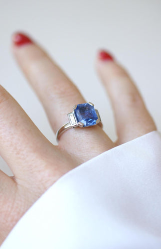 Bague 55 Bague en Or Blanc, Platine, Saphir Ceylan Non Chauffé et Diamants Baguettes 58 Facettes