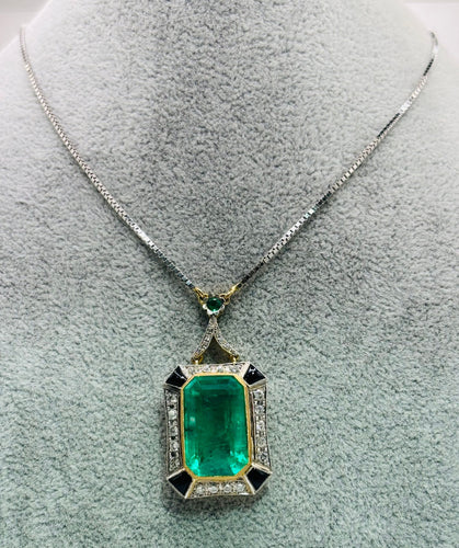 Ketting en hanger in goudstijl Art Deco met natuurlijke Colombiaanse smaragd van 14 karaat 