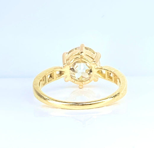 Bague 53 Bague solitaire en or jaune orné d’un diamant 2,67 carats 58 Facettes AB547