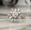 Bague 53 Bague fleur en or blanc et diamants 2.80 Ct 58 Facettes