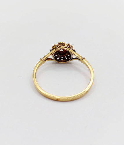 Bague 56.5 Bague marguerite antique en or 18k et diamants taille rose 58 Facettes A06397