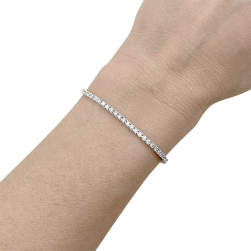 Bracelet Bracelet ligne, or blanc et diamants. 58 Facettes 35337