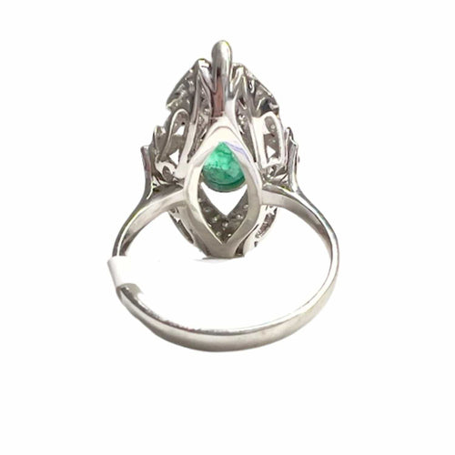 Bague 58.5 Bague navette de style Art Déco en platine avec diamants et émeraude 58 Facettes Q892A