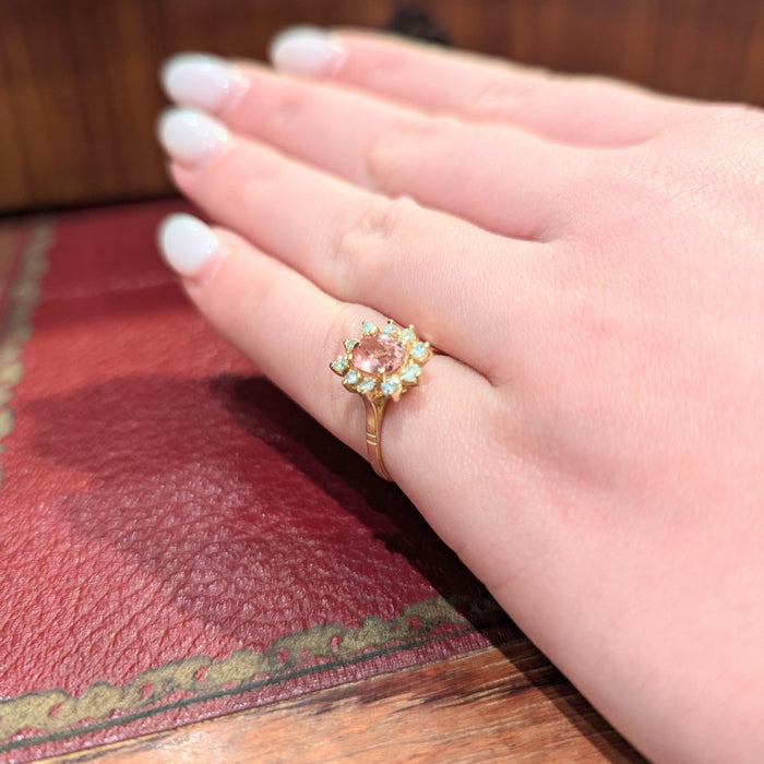 Bague Bague Marguerite en or jaune diamants et tourmaline 58 Facettes 30590