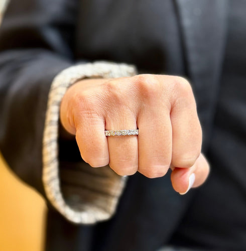 Bague 56 Alliance vintage en or T 56 sertie de diamants 58 Facettes