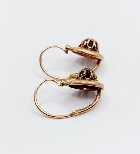 Boucles d'oreilles Dormeuses victorienne or rose, diamants sertis clos sur paillon 58 Facettes A05808