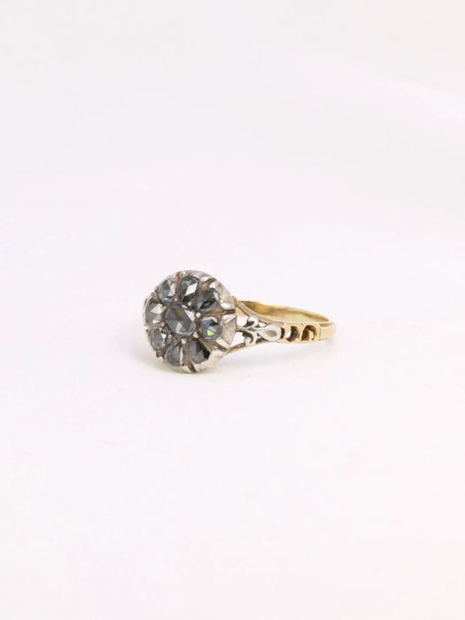 Bague 57 Bague marguerite ancienne, diamants taille rose 58 Facettes J306