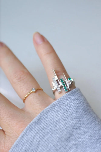 Bague 47 Bague Jean Vendôme Diamants et Emeraudes sur Or Blanc 58 Facettes