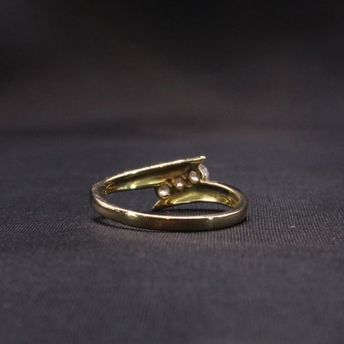 Bague Bague trilogie de diamants  sertie sur or jaune 58 Facettes