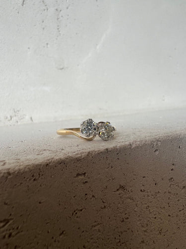 Bague 57 Ancienne bague Toi et Moi deux ors et diamants 58 Facettes