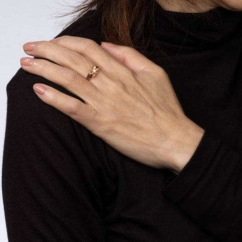 Bague Bague en diamant victorienne des années 1880 avec trèfle à quatre feuilles en émail or rose 14 carats Taille 7 Antique 58 Facettes G13424
