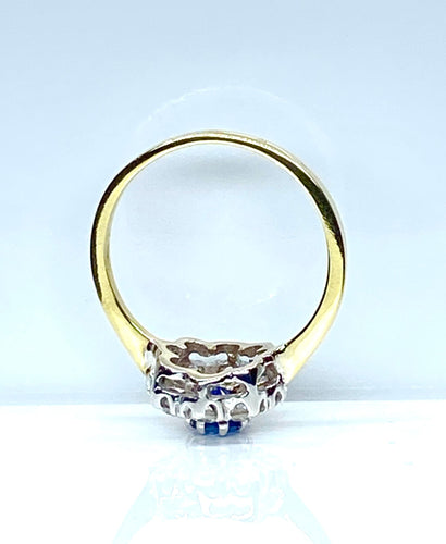 Bague 53 Bague marguerite en or, saphir et diamants 58 Facettes AB572