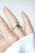 Bague 54 Bague Duchesse or jaune, platine, émeraude et diamants 58 Facettes