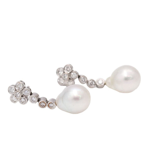 Boucles d'oreilles Boucles d'oreilles avec perle australienne et diamants 58 Facettes D359536JC