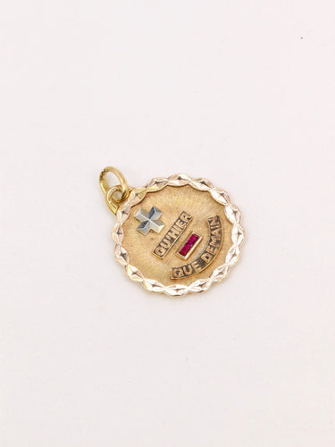 Pendentif Médaille amour Augis ronde Plus qu'hier moins que demain or jaune rubis 58 Facettes J510