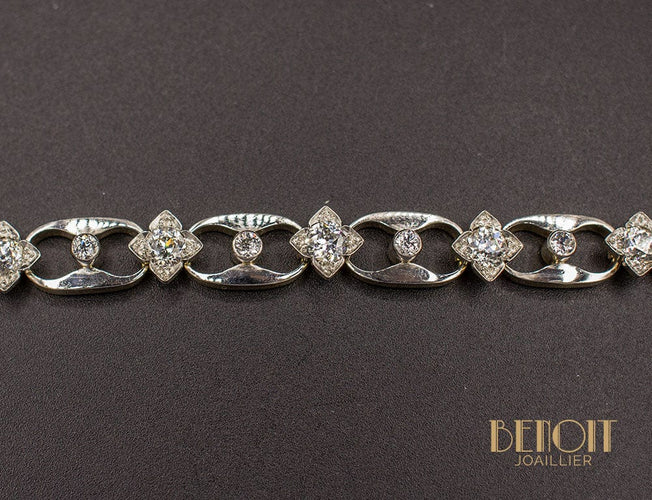 Bracelet Bracelet 1950 or jaune, platine, diamants 58 Facettes A8919