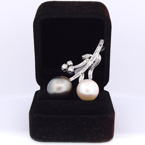 Pendentif Pendentif en or blanc avec perles 58 Facettes