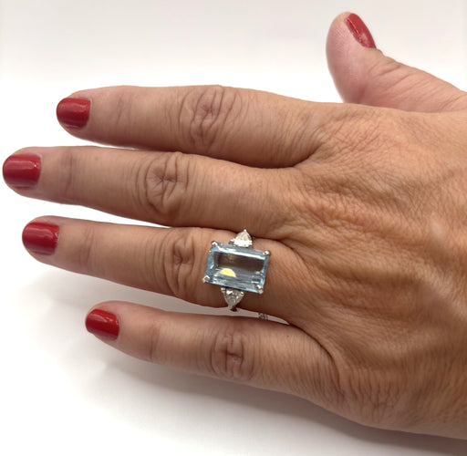 Bague 52 Bague Aigue-Marine et diamants en or blanc 58 Facettes