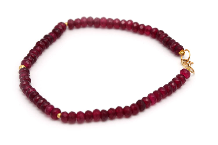 Bracelet Bracelet contemporain en or jaune serti de rubis 58 Facettes B587