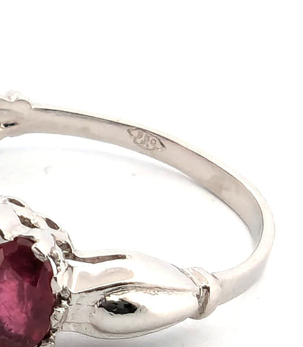 Bague 53 Bague en platine avec rubis et diamants 58 Facettes