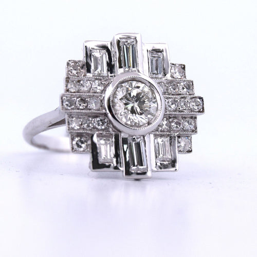 Bague 54 Bague Art Déco en or blanc avec diamants 58 Facettes