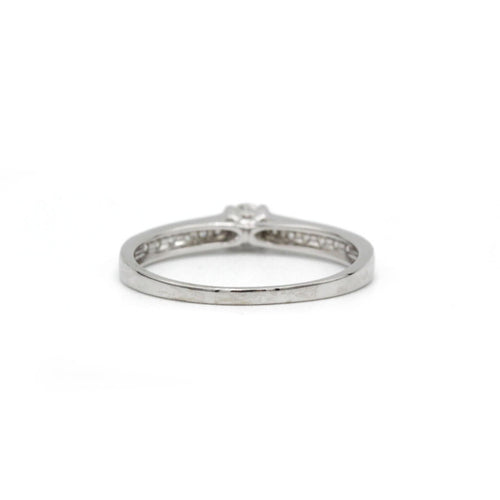 Bague 57 Bague - Or blanc et diamants 58 Facettes 1148