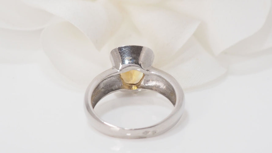 Bague 54 Bague en or blanc et citrine 58 Facettes 15881