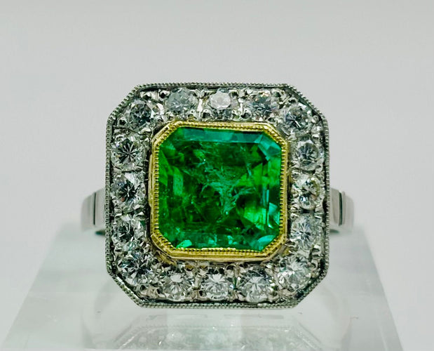 Bague 54 Bague en platine avec émeraude centrale et halo de diamants – Style vintage 58 Facettes 50329