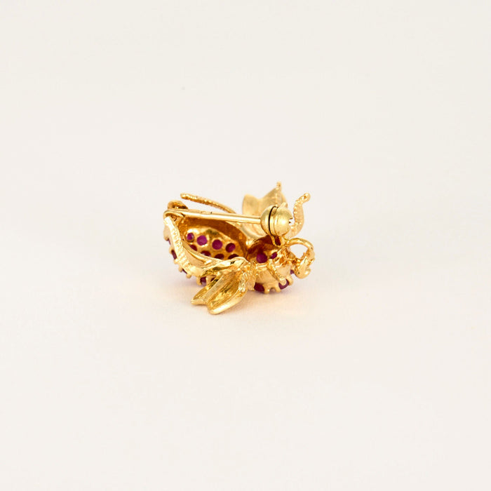 Yellow gold ruby bee brooch