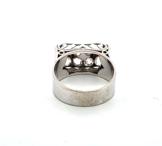 Bague 64 Bague en or blanc avec de gros diamants en or rose 58 Facettes