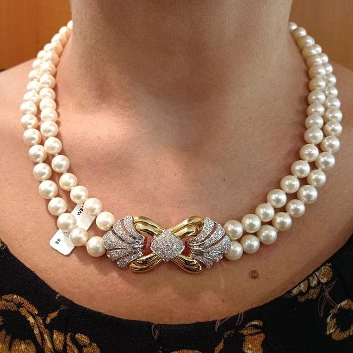 Collier Collier de perles Akoya avec susta en or jaune et blanc et diamants taille brillant 58 Facettes G3626