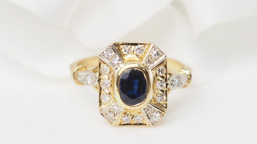 Bague 54 Bague vintage en or jaune, saphir et diamants ovale 58 Facettes 32962