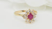 Bague 52.5 Bague marguerite en or jaune, rubis et diamants 58 Facettes 32669