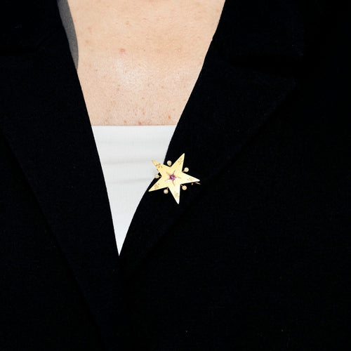 Broche Broche étoile or jaune, rubis et perles 58 Facettes BLO0159