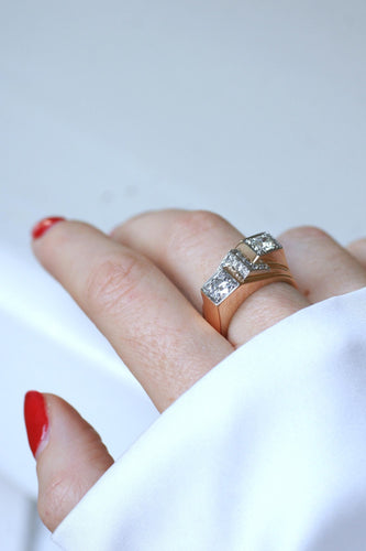 Bague 57 Bague Tank Asymétrique Diamants 1,20 Cts 58 Facettes