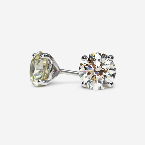 Boucles d'oreilles Clous d'oreilles en diamants de forme ronde 58 Facettes 22585S