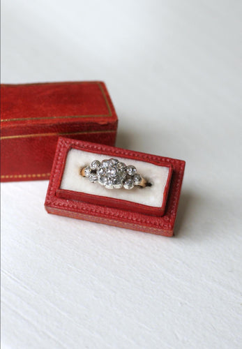 Bague 57.5 Ancienne bague jarretière Marguerite diamants 58 Facettes