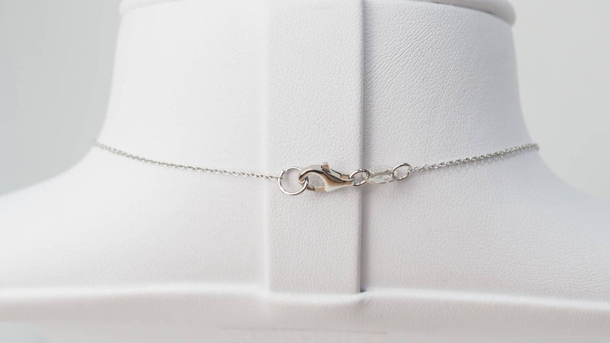 Collier Collier en or blanc et diamants 58 Facettes 32966