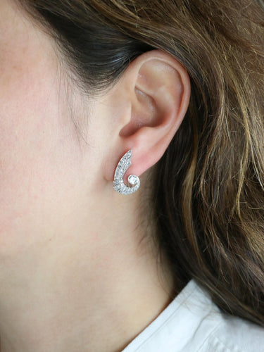 Boucles d'oreilles Boucles d'oreilles Ailes diamants Art-Déco 58 Facettes 1034.13